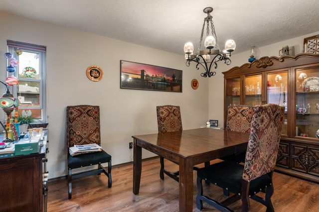 4121 Glen Canyon Road NE, Albuquerque, NM 87111