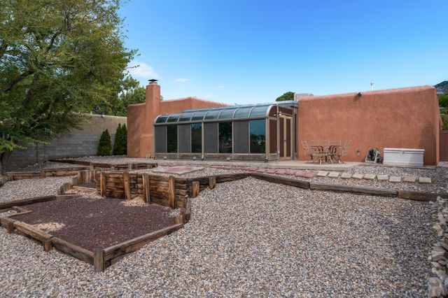 4121 Glen Canyon Road NE, Albuquerque, NM 87111