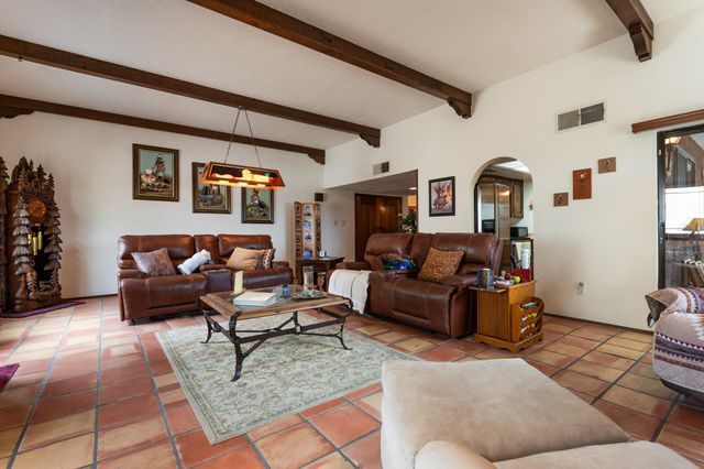 4121 Glen Canyon Road NE, Albuquerque, NM 87111