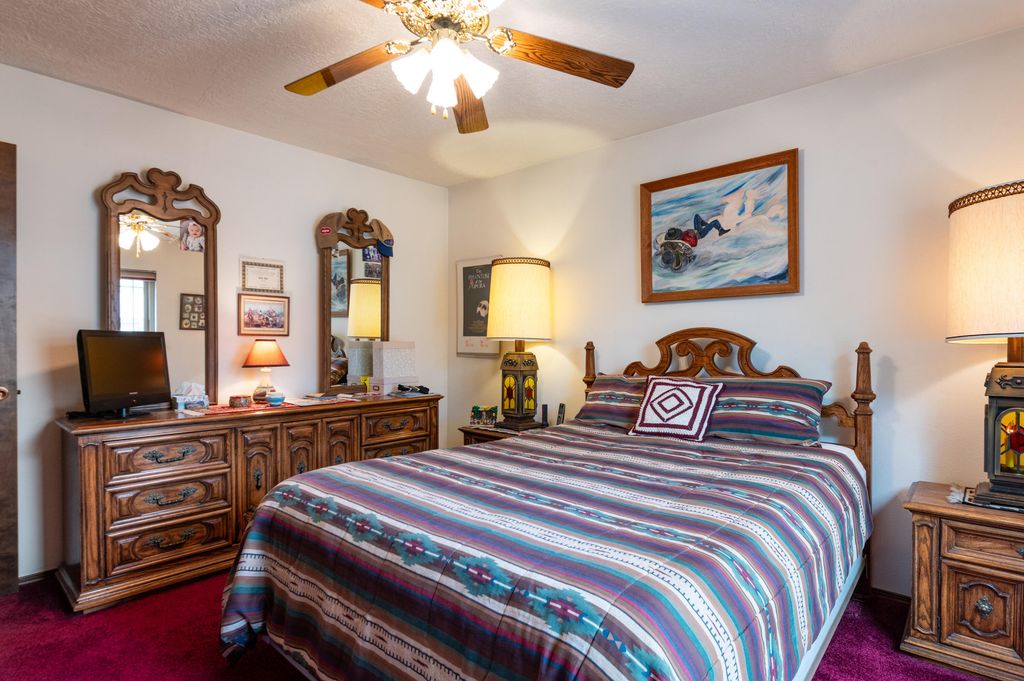 4121 Glen Canyon Road NE, Albuquerque, NM 87111