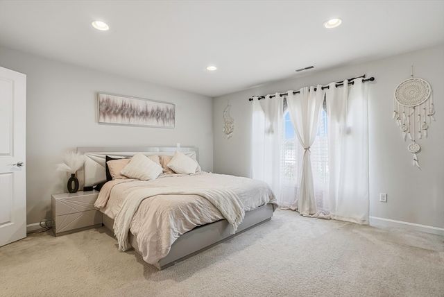 11 Crispwater Way 11, Hopkinton, MA 01748
