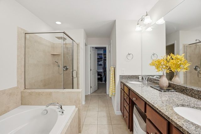 11 Crispwater Way 11, Hopkinton, MA 01748