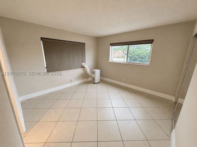 2000 Buchanan St 4, Hollywood, FL 33020