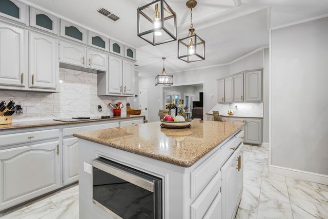 9306 Nashville Avenue, Lubbock, TX 79423