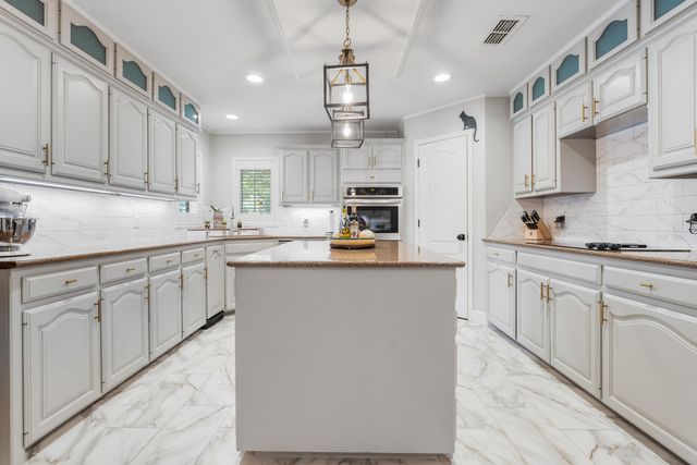 9306 Nashville Avenue, Lubbock, TX 79423