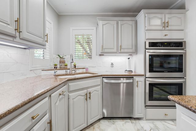 9306 Nashville Avenue, Lubbock, TX 79423