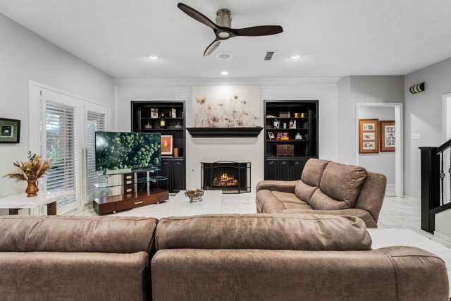 9306 Nashville Avenue, Lubbock, TX 79423