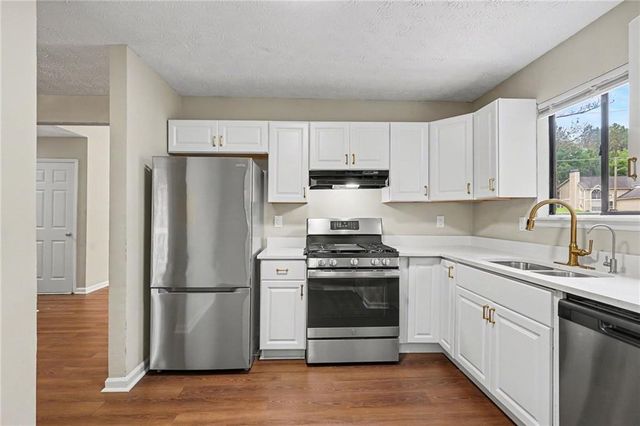 6092 Leverett Drive, Lithonia, GA 30038
