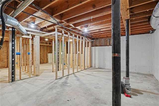 6092 Leverett Drive, Lithonia, GA 30038