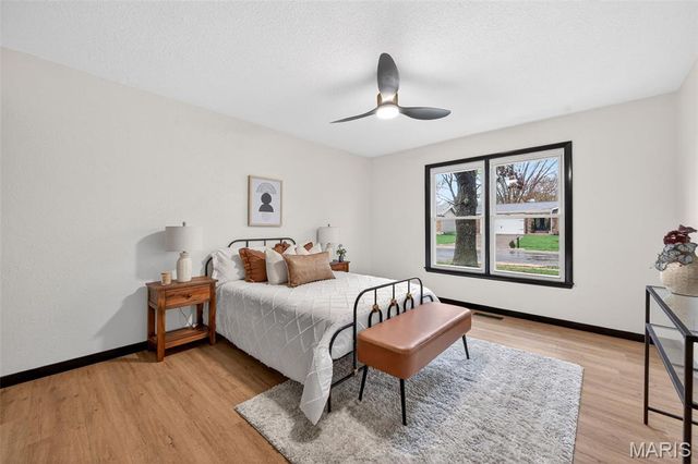 2701 Westminister Drive, St Charles, MO 63301