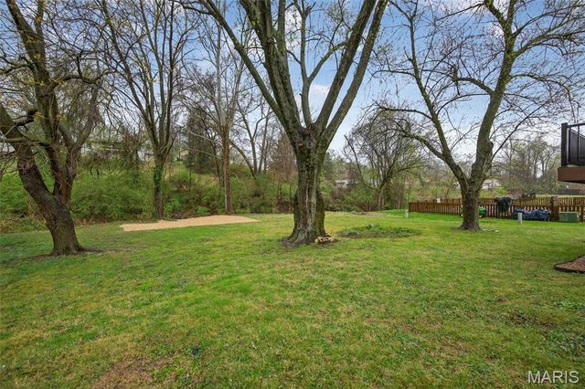 2701 Westminister Drive, St Charles, MO 63301