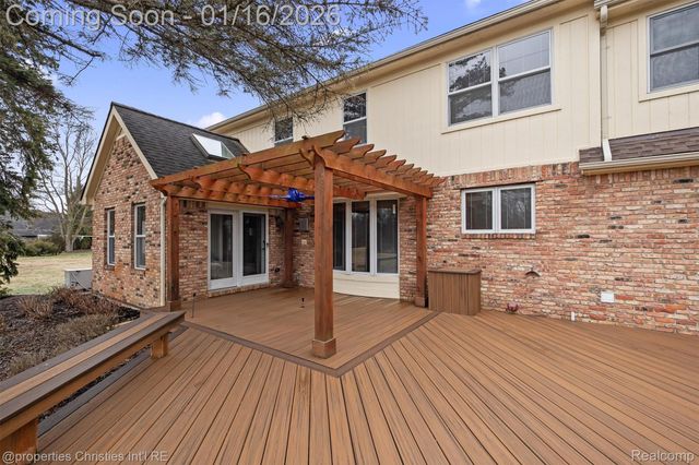 9150 Chubb Road, Salem Township, MI 48167