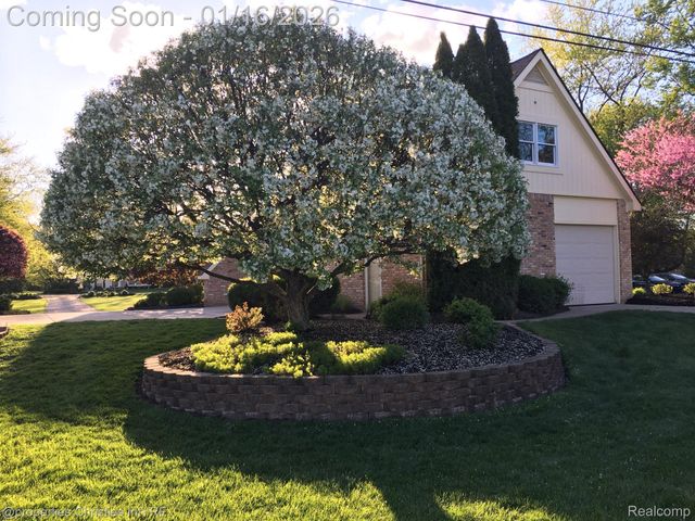 9150 Chubb Road, Salem Township, MI 48167