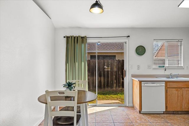 3004 Woodrose Ct, Modesto, CA 95350