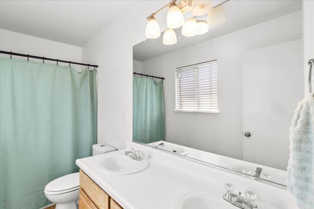 3004 Woodrose Ct, Modesto, CA 95350