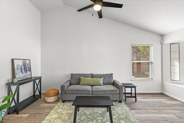 3004 Woodrose Ct, Modesto, CA 95350