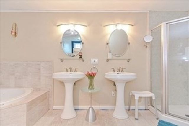 603 Revere Beach Pkwy 603, Revere, MA 02151