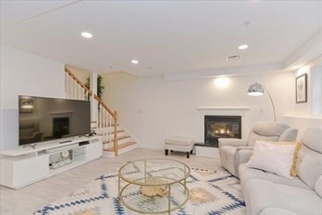 603 Revere Beach Pkwy 603, Revere, MA 02151
