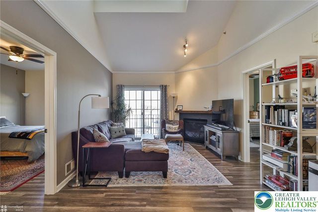 927 Eden Terrace, Easton, PA 18042