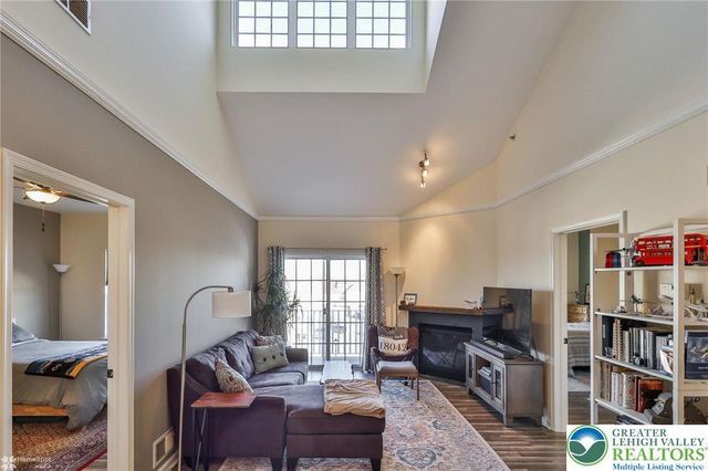 927 Eden Terrace, Easton, PA 18042