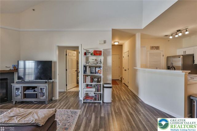 927 Eden Terrace, Easton, PA 18042