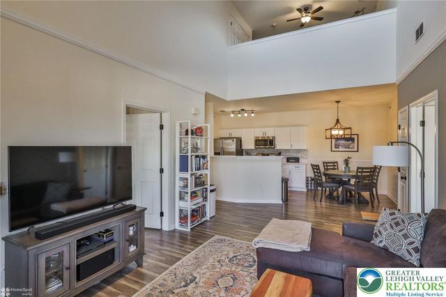 927 Eden Terrace, Easton, PA 18042