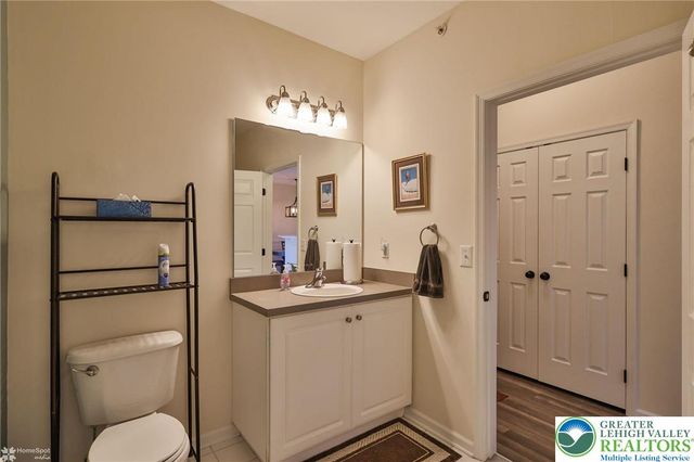 927 Eden Terrace, Easton, PA 18042