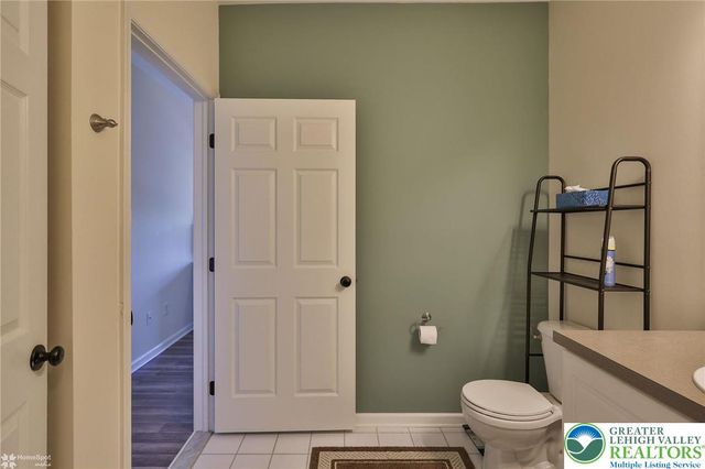 927 Eden Terrace, Easton, PA 18042