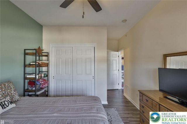 927 Eden Terrace, Easton, PA 18042