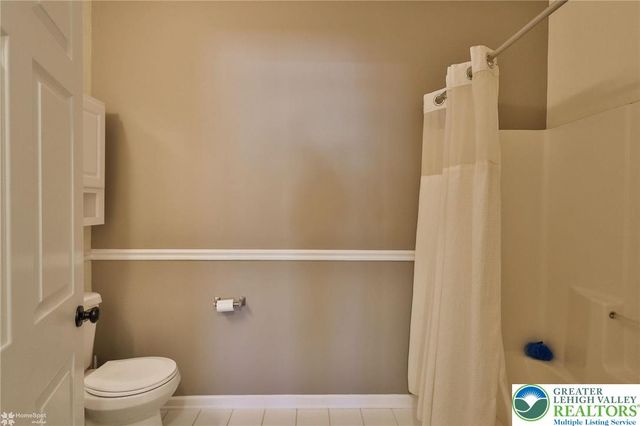 927 Eden Terrace, Easton, PA 18042