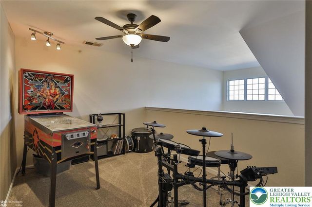 927 Eden Terrace, Easton, PA 18042