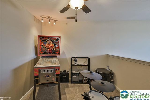 927 Eden Terrace, Easton, PA 18042