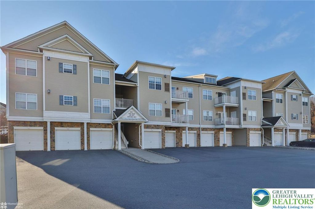 927 Eden Terrace, Easton, PA 18042