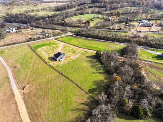 3327 Booker Ridge Rd, Mount Pleasant, TN 38474