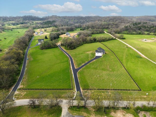 3327 Booker Ridge Rd, Mount Pleasant, TN 38474