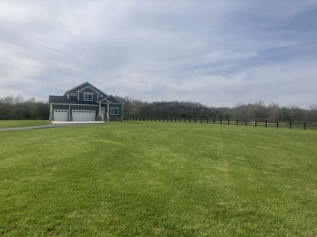 3327 Booker Ridge Rd, Mount Pleasant, TN 38474
