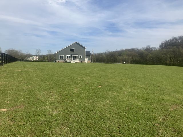 3327 Booker Ridge Rd, Mount Pleasant, TN 38474