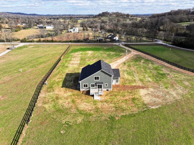 3327 Booker Ridge Rd, Mount Pleasant, TN 38474