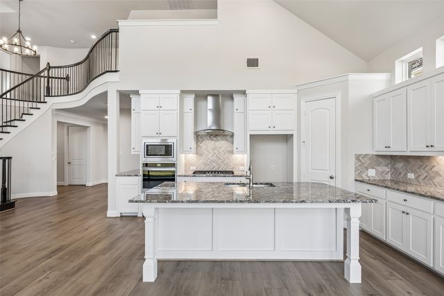 4913 Meadow Creek Drive, Mckinney, TX 75070