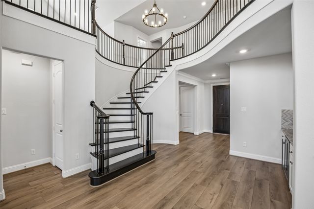 4913 Meadow Creek Drive, Mckinney, TX 75070