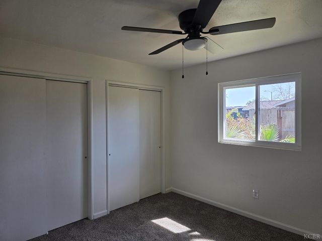 1064 S Anacapa Avenue, Hanford, CA 93230