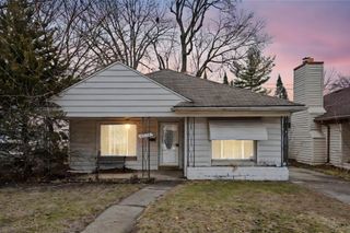 6822 N Lafayette Street, Dearborn Heights City, MI 48127