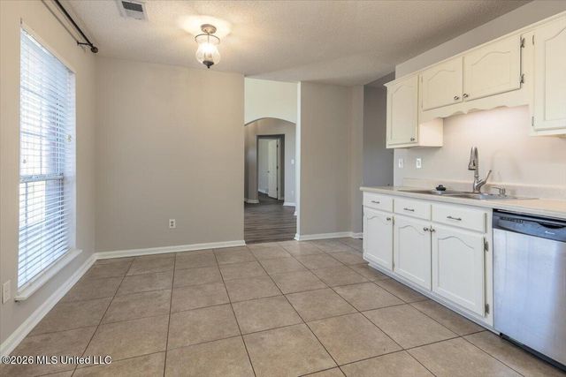 2334 Heather Ridge, Southaven, MS 38671