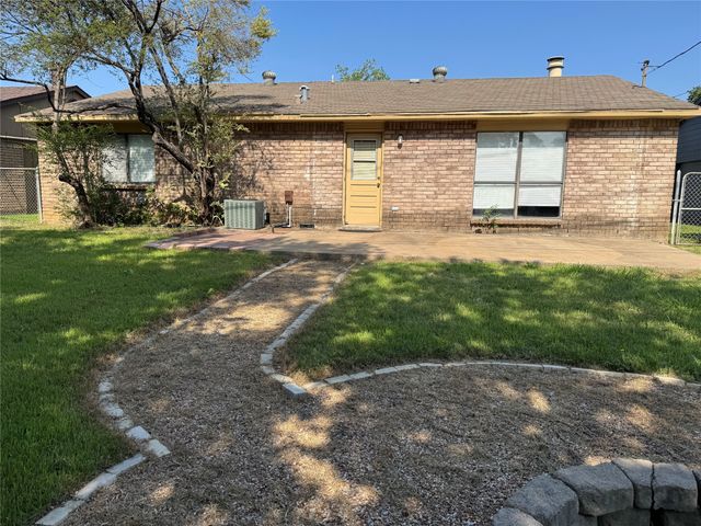6420 SUNRISE Drive, North Richland Hills, TX 76182