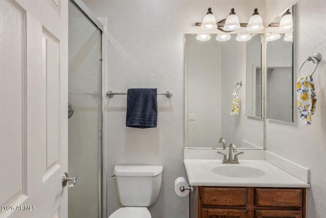 3980 E ROBIN Lane, Phoenix, AZ 85050