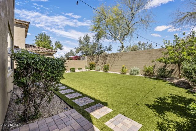 3980 E ROBIN Lane, Phoenix, AZ 85050