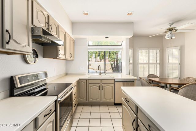 5622 W ASTER Drive, Glendale, AZ 85304