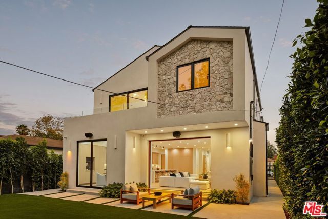 1758 S Holt Avenue, Los Angeles, CA 90035
