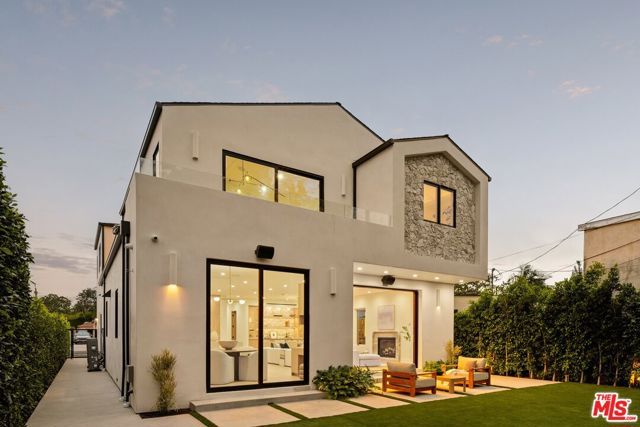 1758 S Holt Avenue, Los Angeles, CA 90035