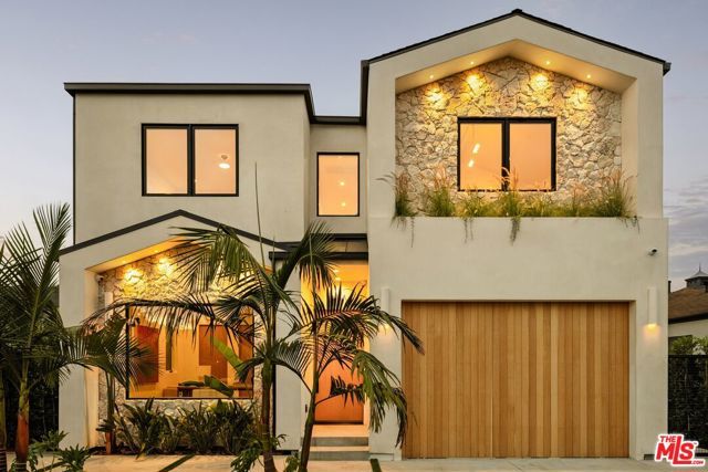 1758 S Holt Avenue, Los Angeles, CA 90035